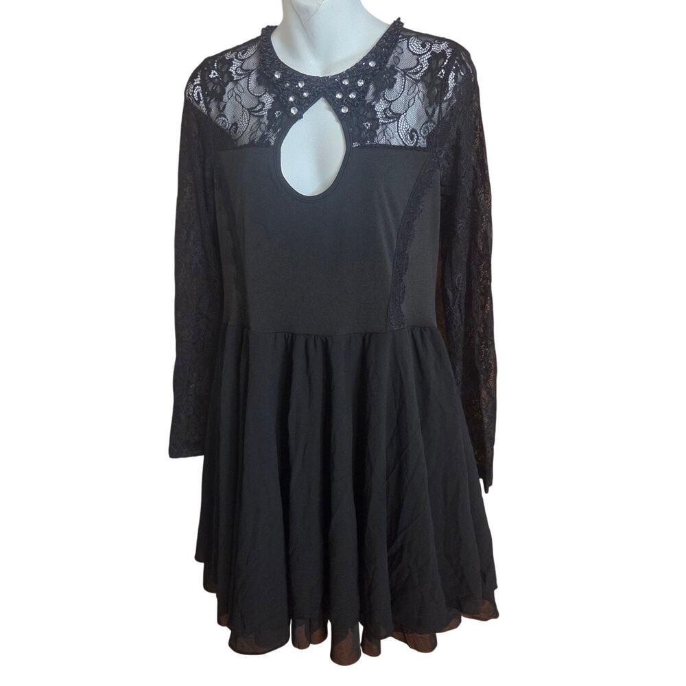Miusol Black Lace Long Sleeve Dress Size L Keyhole Rhinestone